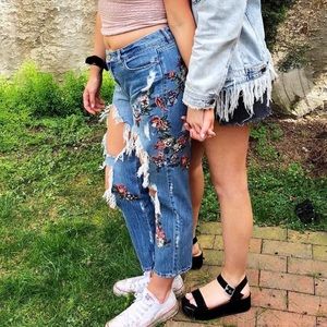 miss sixty floral embroidered distressed ripped baggy boyfriend jeans